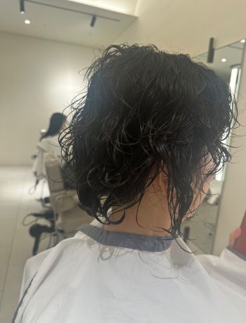 서초구 여자 뿌리볼륨펌 정수리와 윗부분에 볼륨이 없는분께 추천 시술 사례 이미지 4