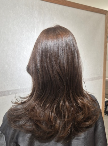 서초구 염색 애쉬브라운 나의 피부 톤에 맞는 컬러를 찾고 싶으시다면 시술 사례 이미지 1