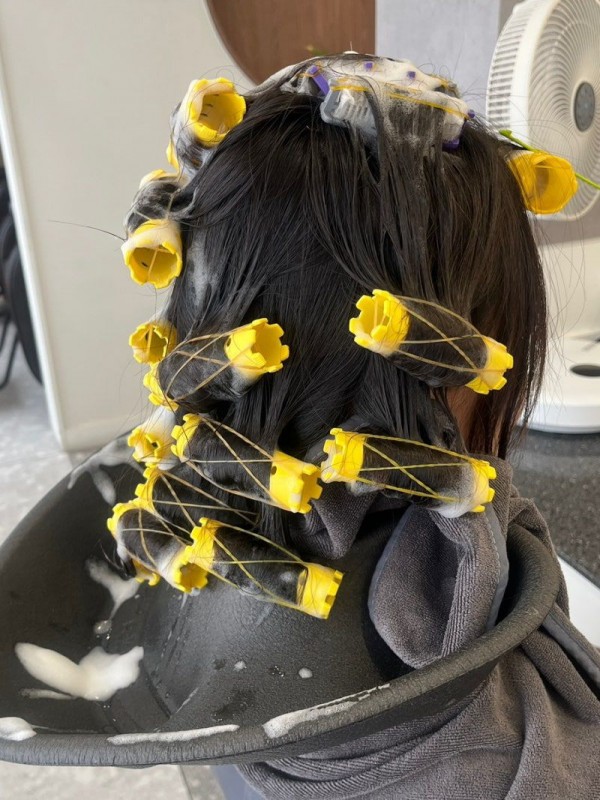 성신여대역미용실 살롱드바이퍼스트은비 여신머리 사랑스러운 그레이스펌 시술중2