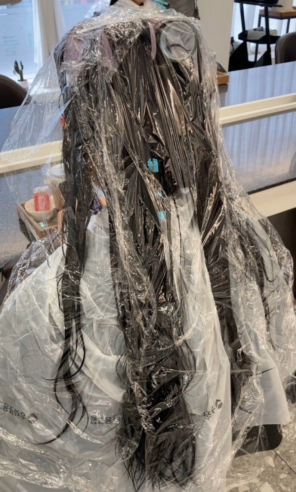 성신여대역 미용실 살롱드바이퍼스트은비 비오는 장마철에도 예쁜 긴머리 굵은히피펌 시술중1