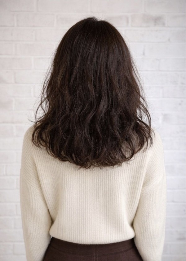 성신여대 미용실 쿨레드 염색 시술전 뒷모습