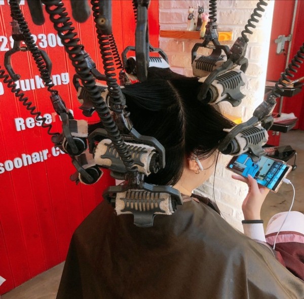 성신여대 미용실 레이어드 c컬펌 시술중2