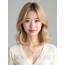골든 블론드 어깨 인버티드 단발
