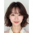 초콜릿 브라운 턱밑 컬 단발+사이드뱅