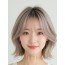 애쉬 블론드 턱밑 블런트 단발+풀뱅