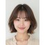 그레ige 브라운 쇄골 스택 단발+뱅