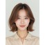 베이지 브라운 어깨 비대칭 단발+사이드뱅
