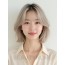 애쉬 블론드 턱밑 스택 단발+뱅