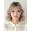 애쉬 블론드 어깨 컬 단발+커튼뱅