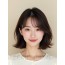 초콜릿 브라운 턱밑 웨이브 단발