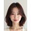 마호가니 턱밑 블런트 단발
