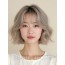 애쉬 블론드 귀밑 컬 단발+시스루뱅